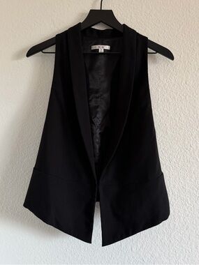 cabi draped open-front vest